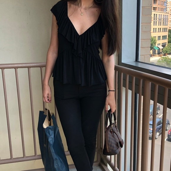 Zara Ruffled Top - Picture 1 of 3